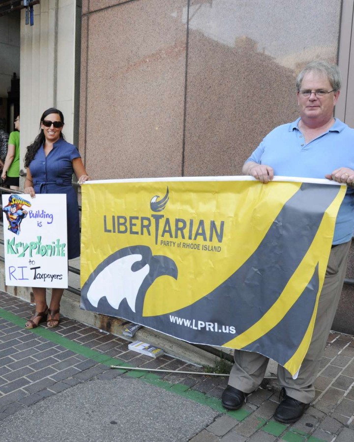 GoLocalProv Includes LPRI Picket Photo in Slideshow of Superman Building Tour